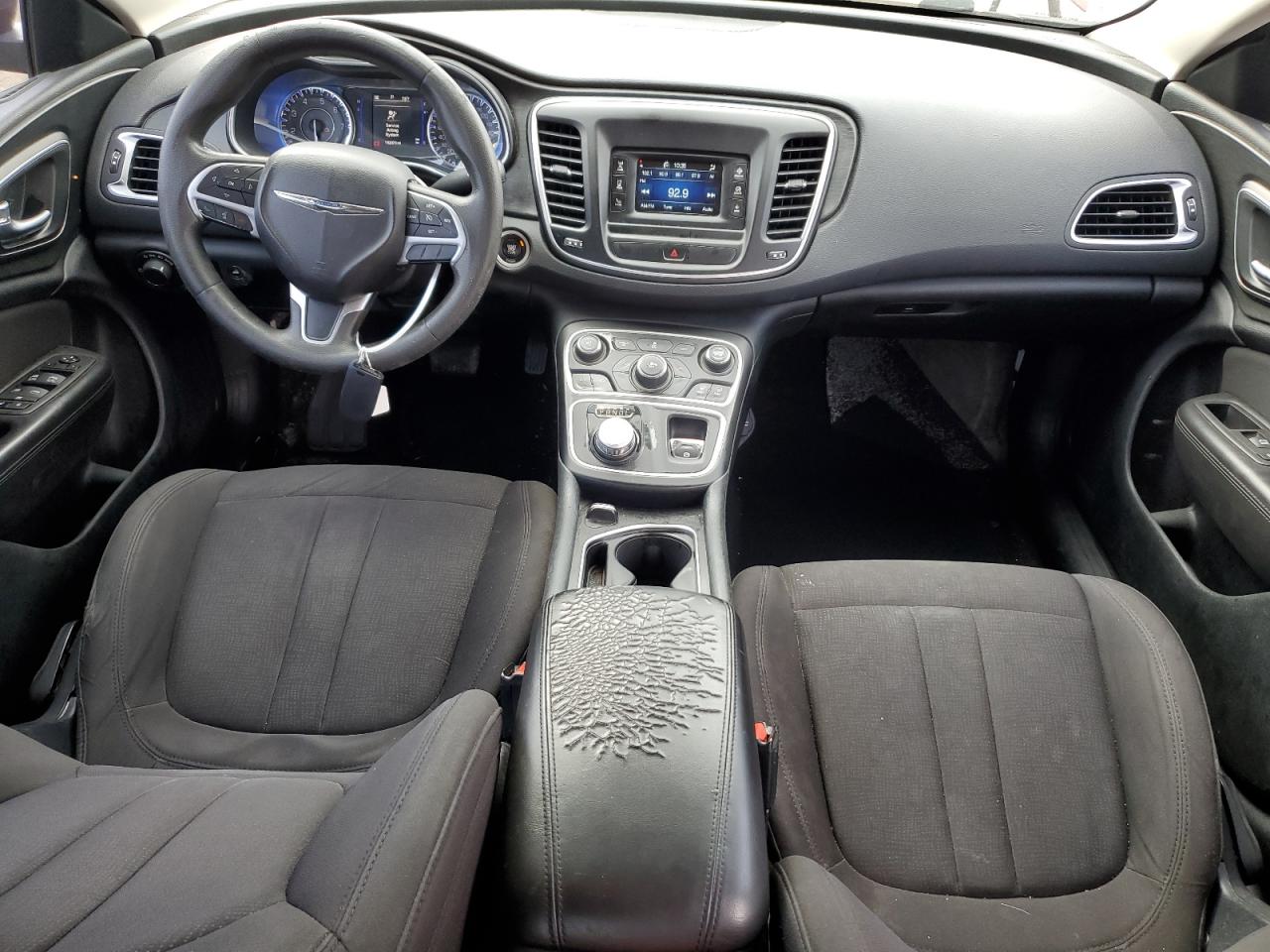 2015 Chrysler 200 - Image 8