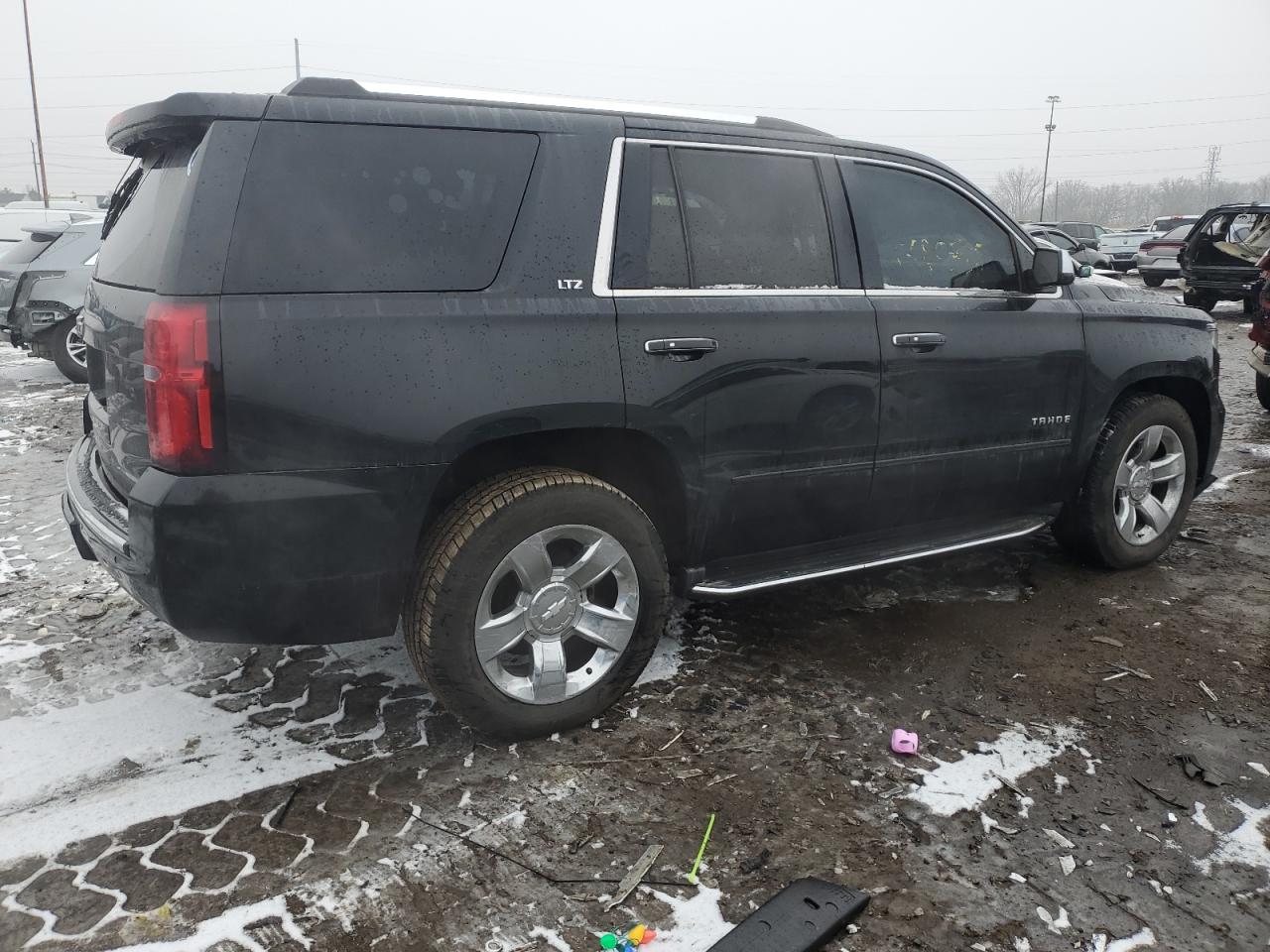 2015 Chevrolet Tahoe - Image 3