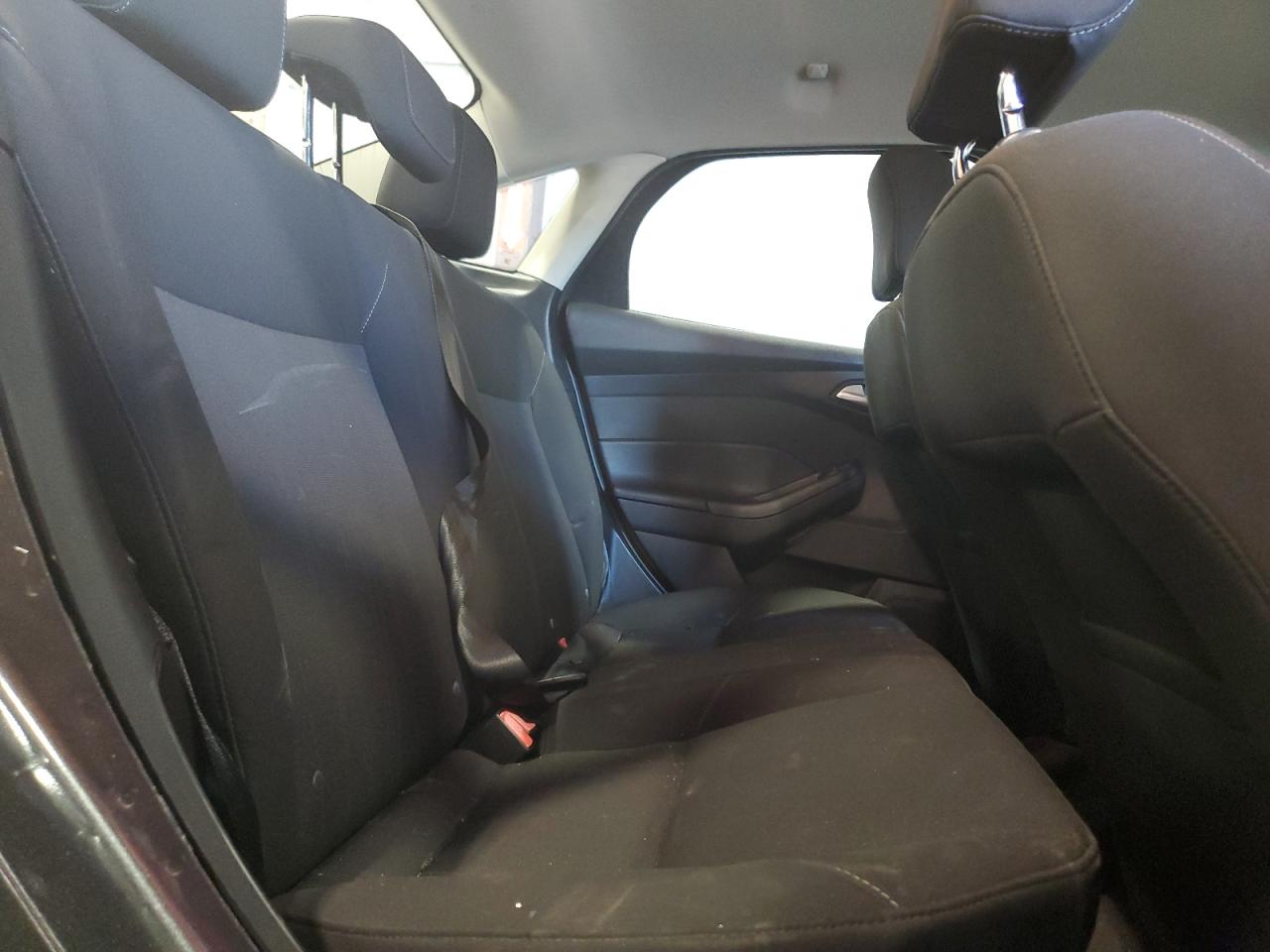 2015 Ford Focus - Image 10
