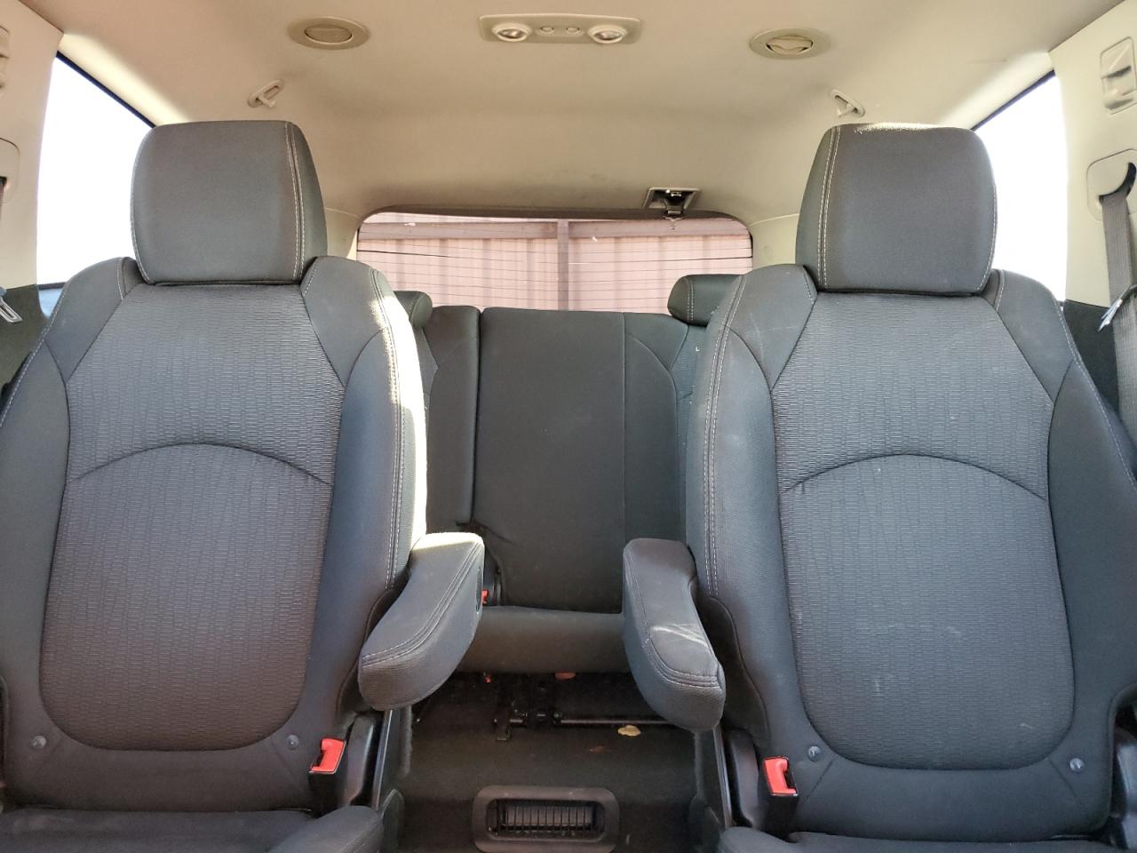 2013 Chevrolet Traverse - Image 10