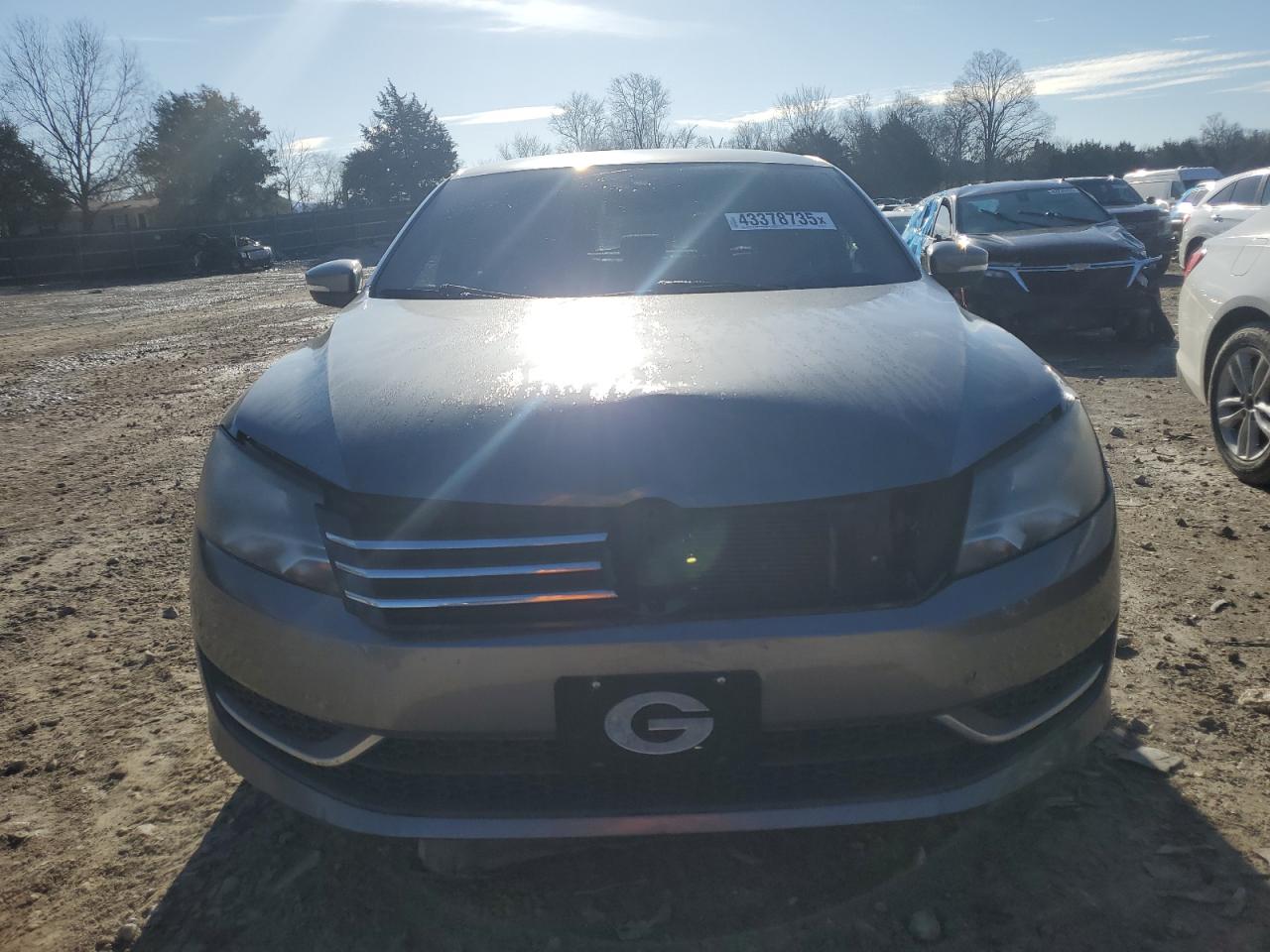 2014 Volkswagen Passat - Image 5