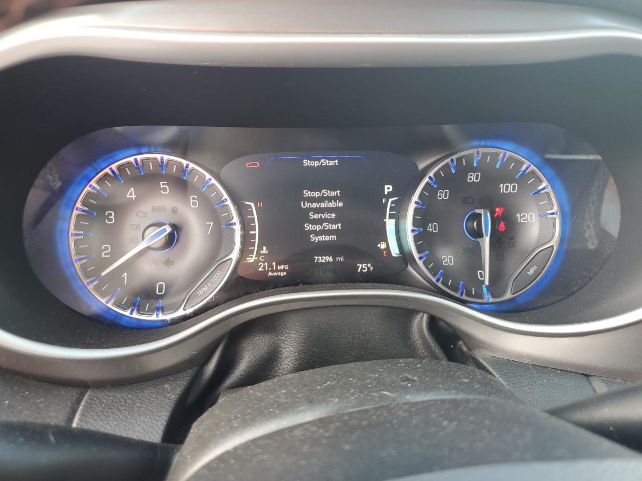2022 Chrysler Pacifica - Image 9