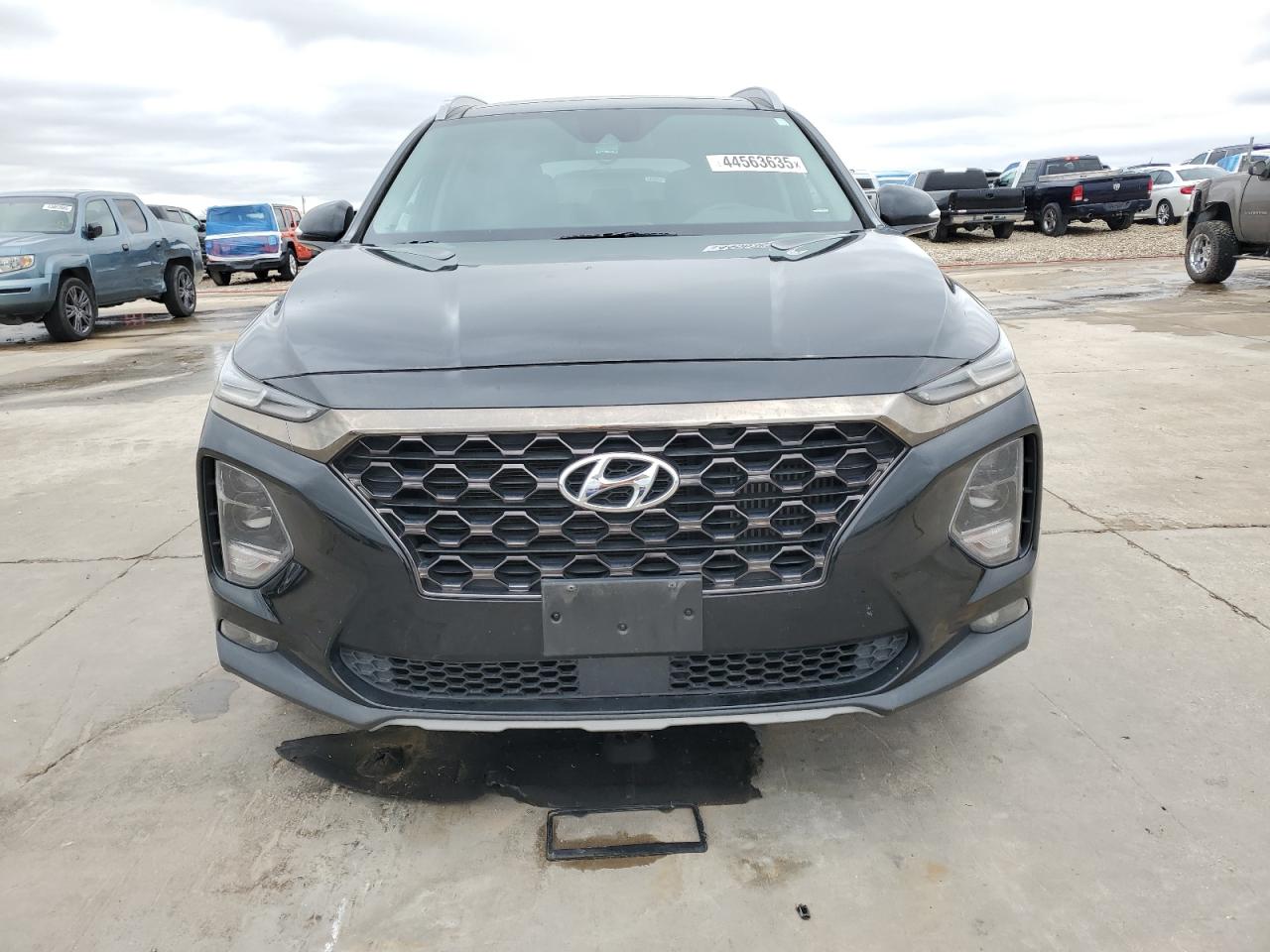 2019 Hyundai Santa Fe - Image 5