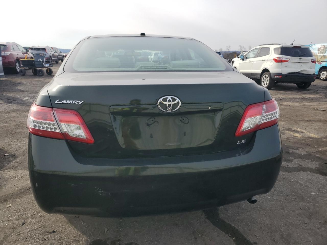 2011 Toyota Camry - Image 6