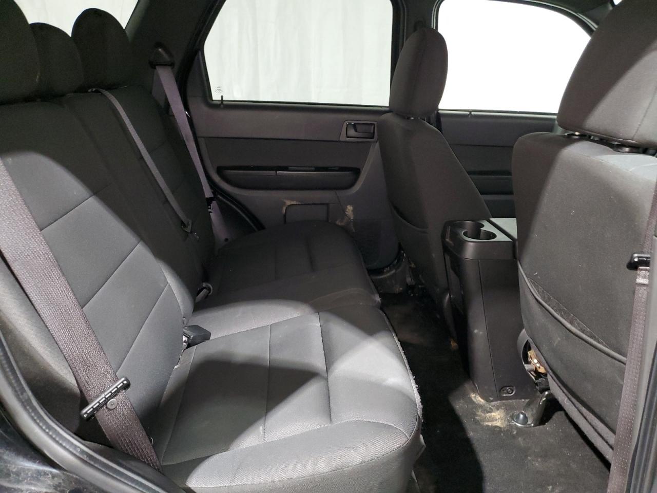 2012 Ford Escape - Image 11