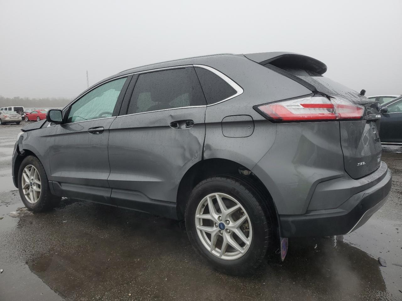 2022 Ford Edge - Image 2