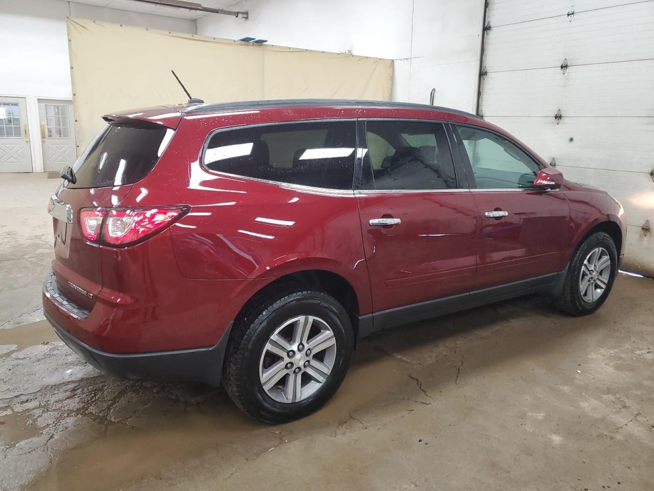 2015 Chevrolet Traverse - Image 3