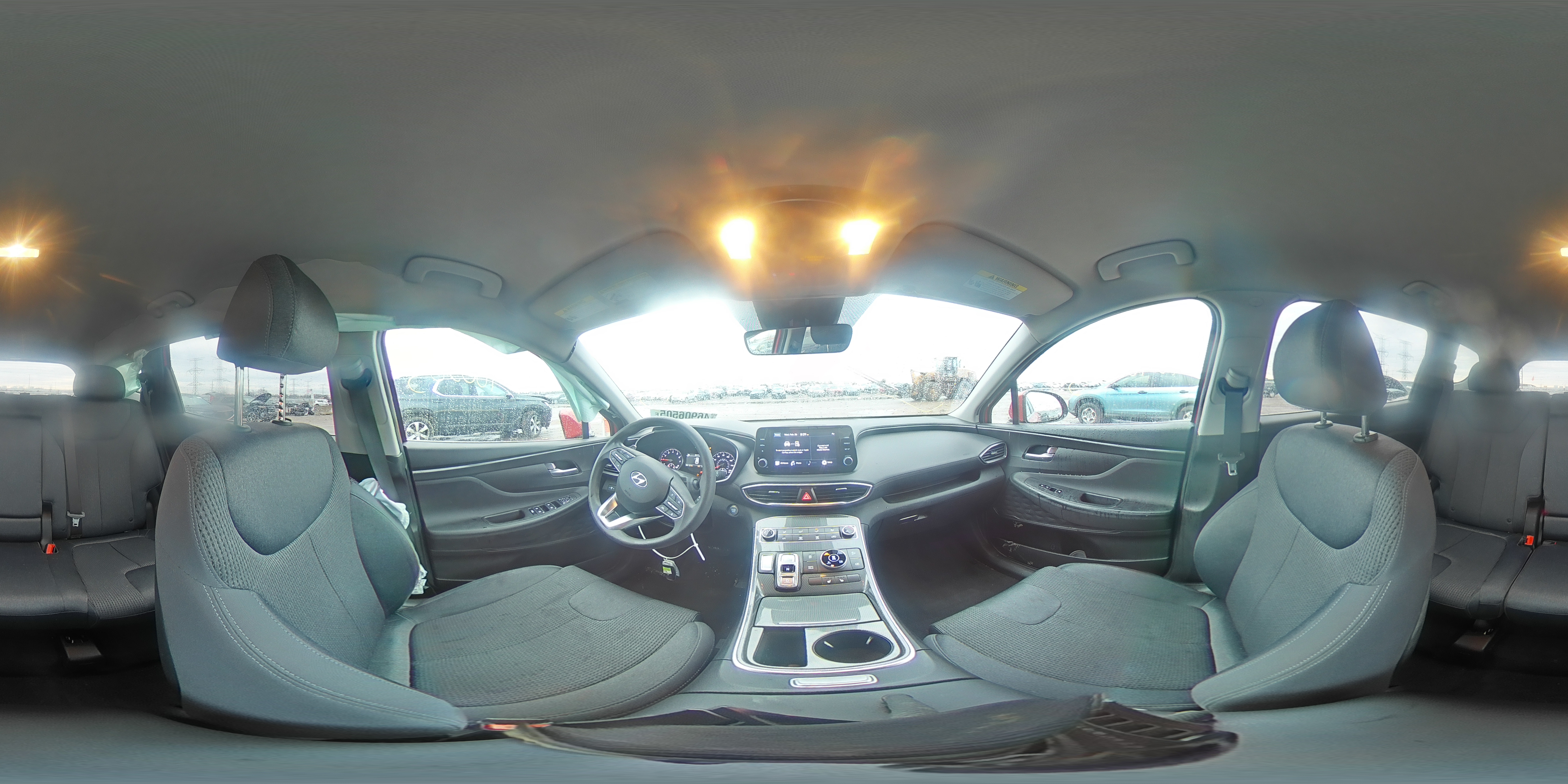 2022 Hyundai Santa Fe - Image 13