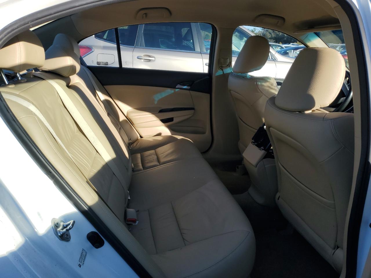 2012 Honda Accord - Image 10