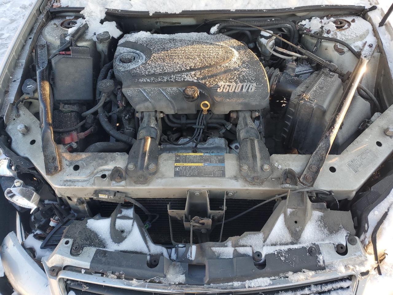 2010 Chevrolet Impala - Image 11