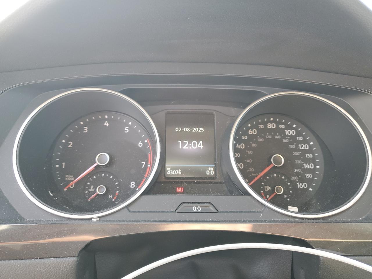 2020 Volkswagen Tiguan - Image 9