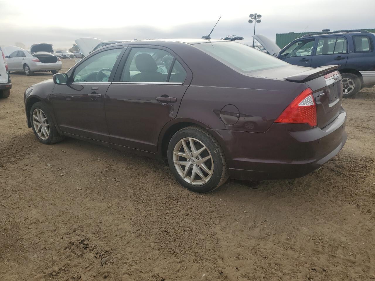 2011 Ford Fusion - Image 2