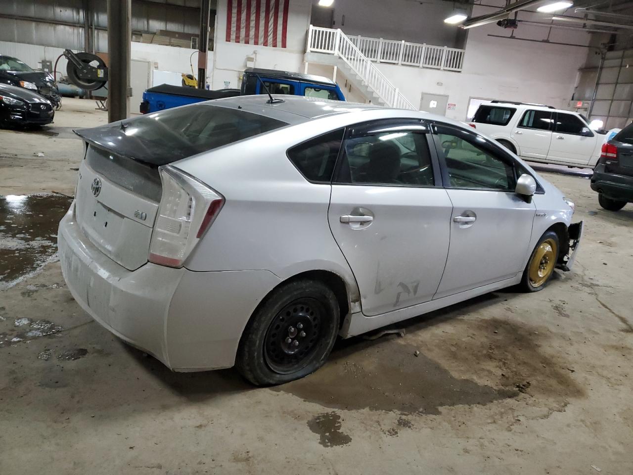 2010 Toyota Prius - Image 3