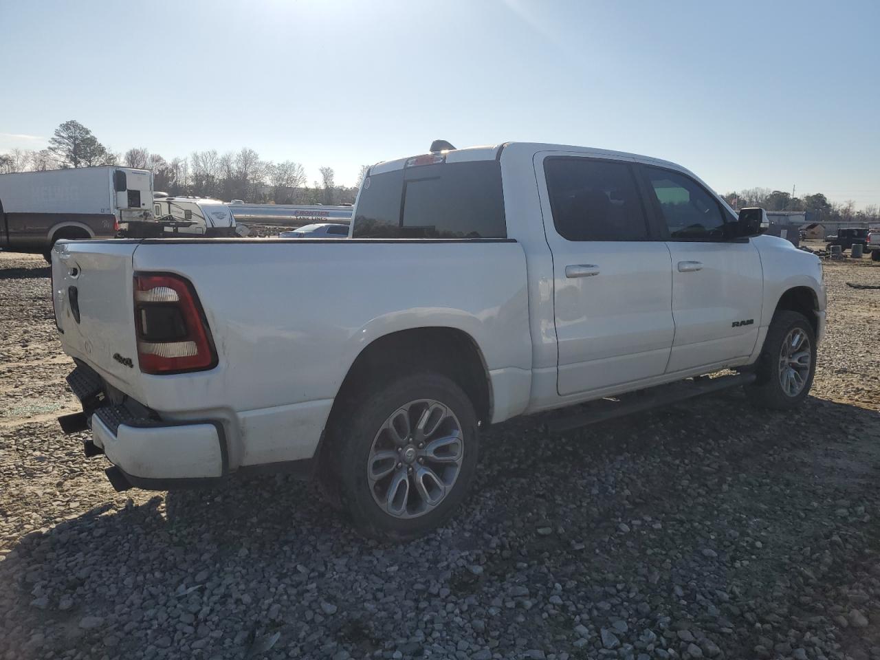 2019 RAM 1500 - Image 3