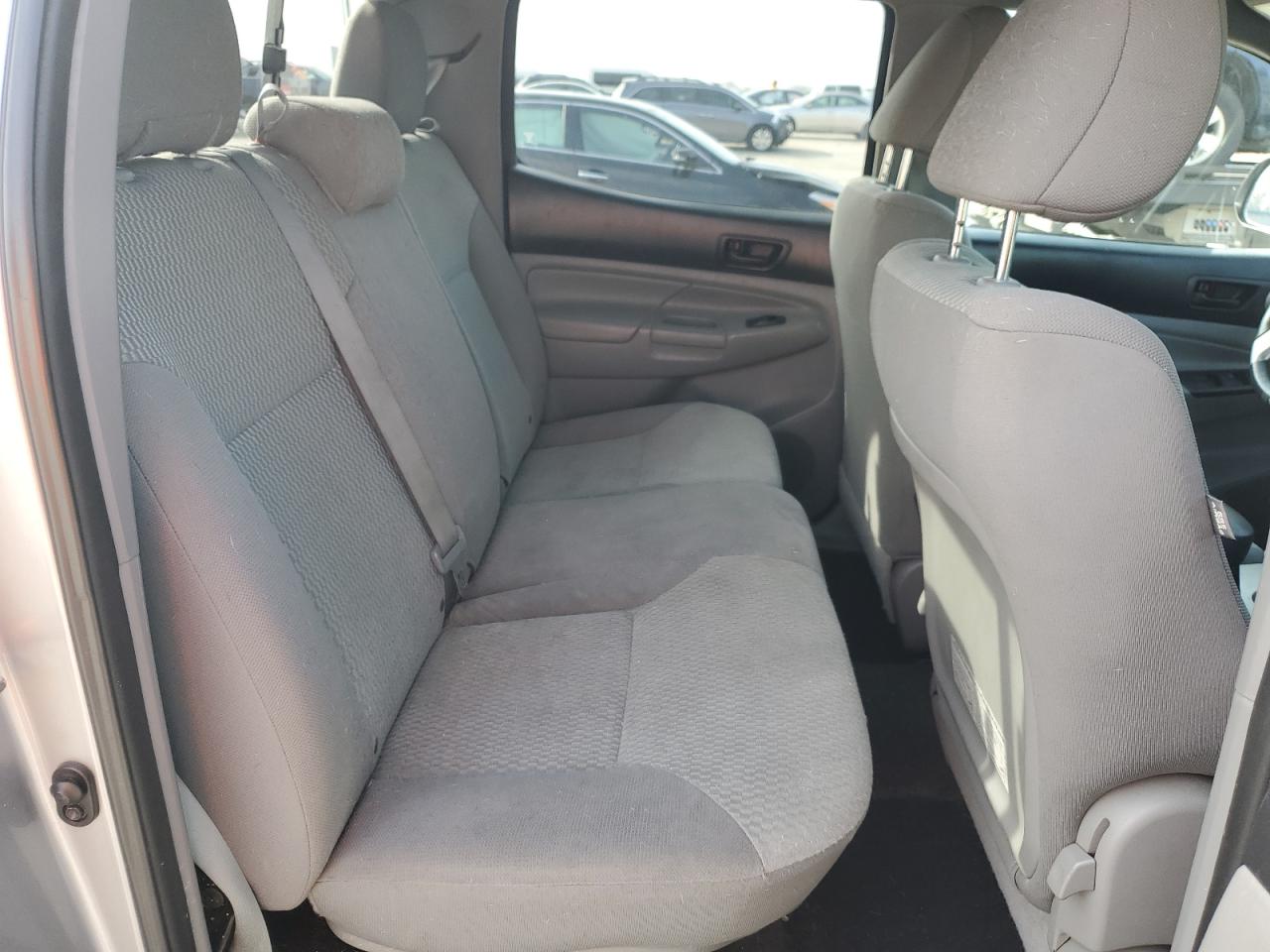 2014 Toyota Tacoma - Image 10