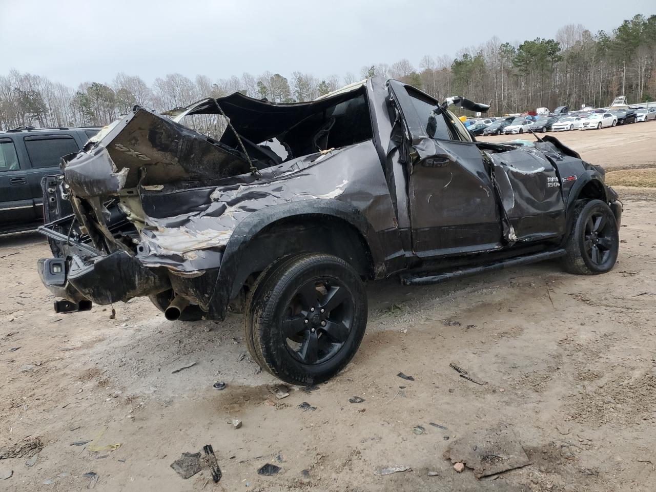 2015 RAM 1500 - Image 3