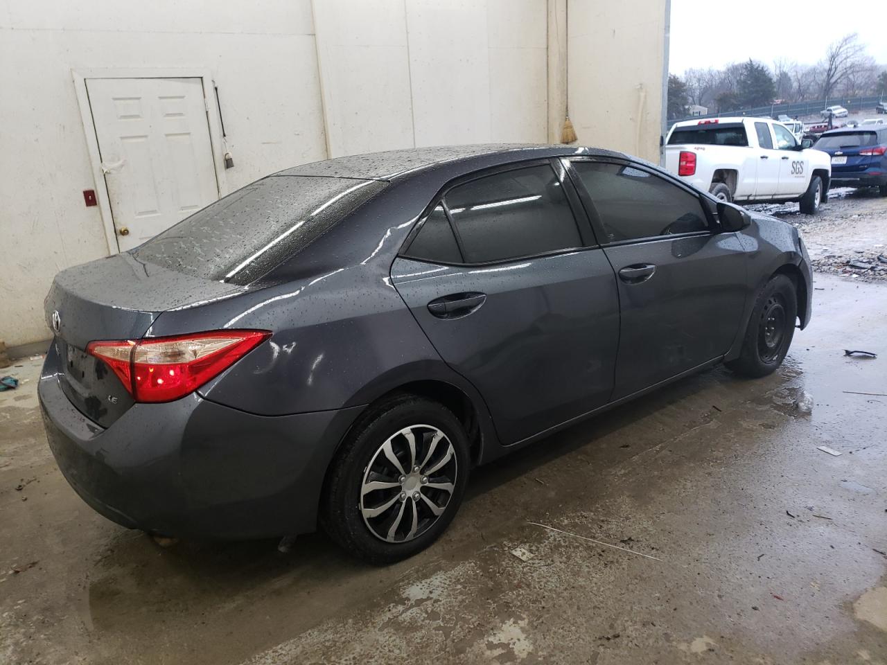 2017 Toyota Corolla - Image 3