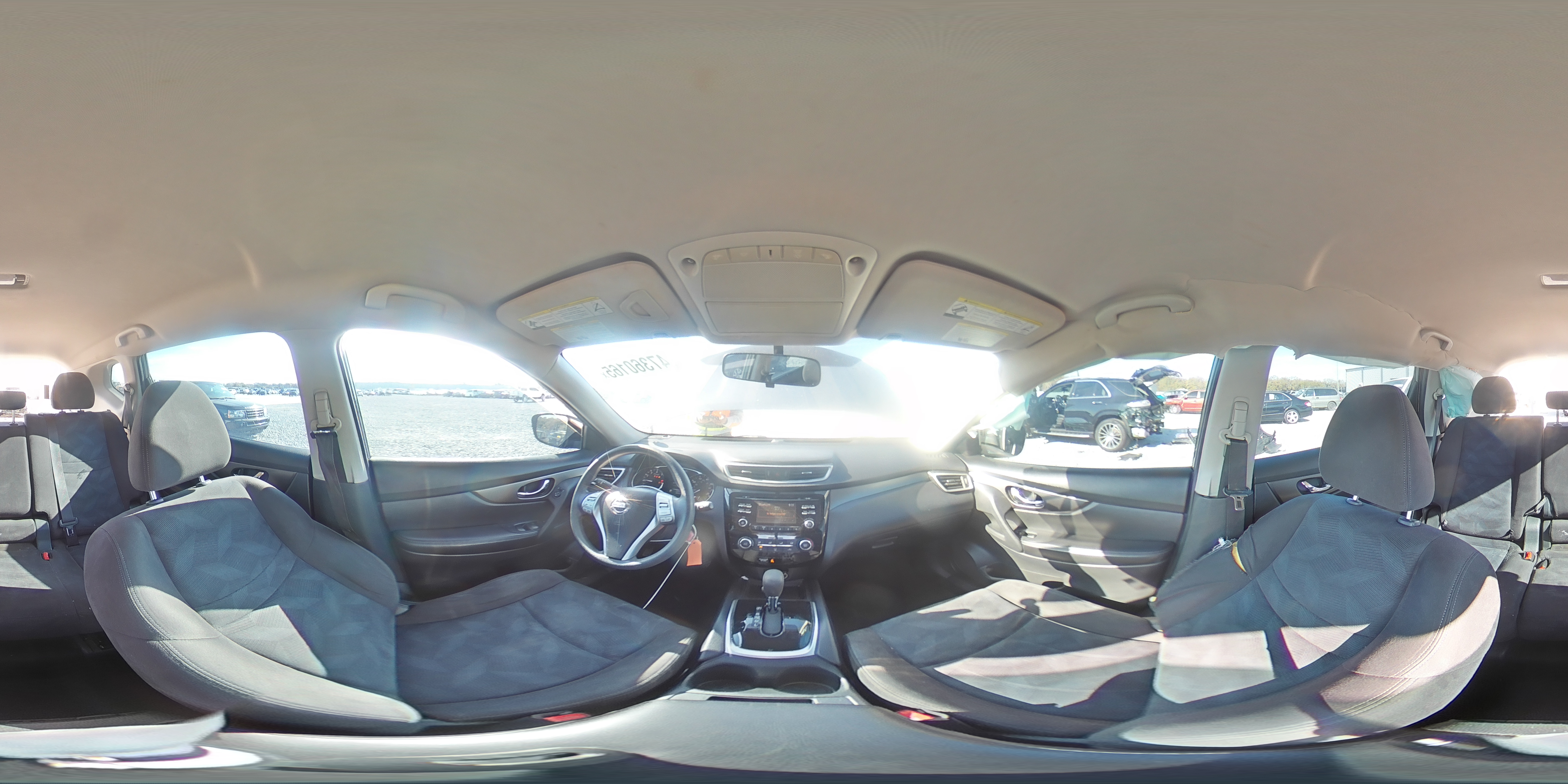 2015 Nissan Rogue - Image 15