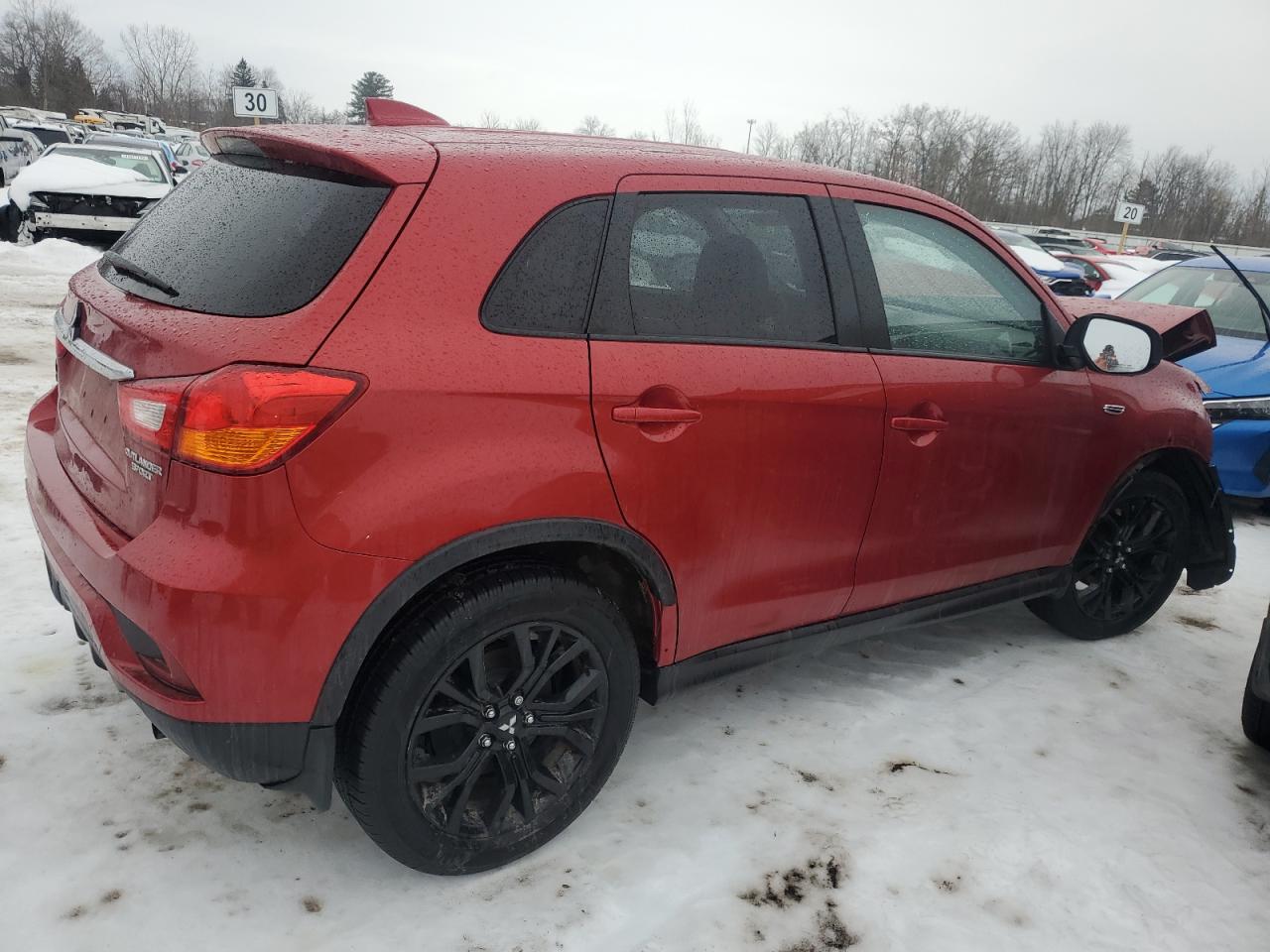 2018 Mitsubishi Outlander - Image 3