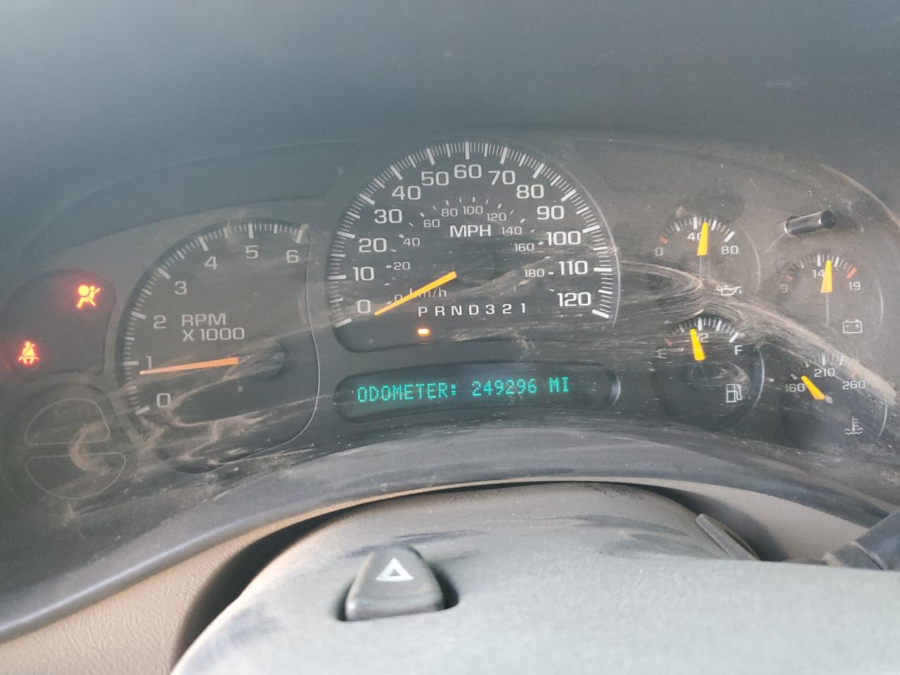 2006 GMC Yukon - Image 9