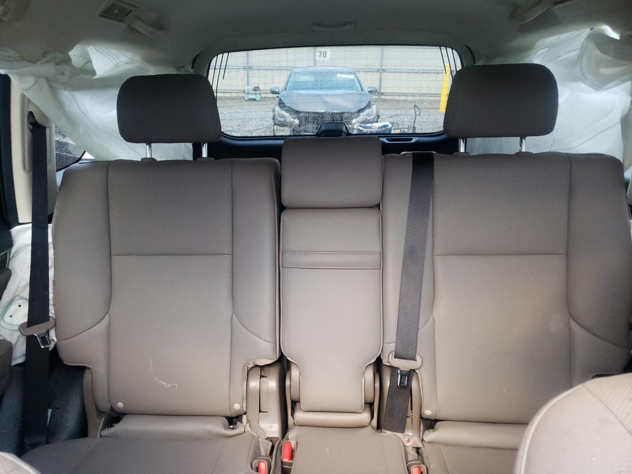 2021 Lexus GX - Image 10