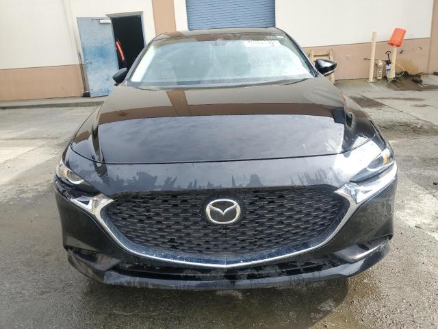  MAZDA 3 2023 Czarny