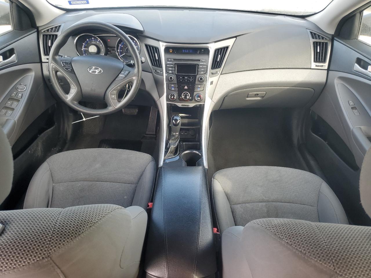 2014 Hyundai Sonata - Image 8