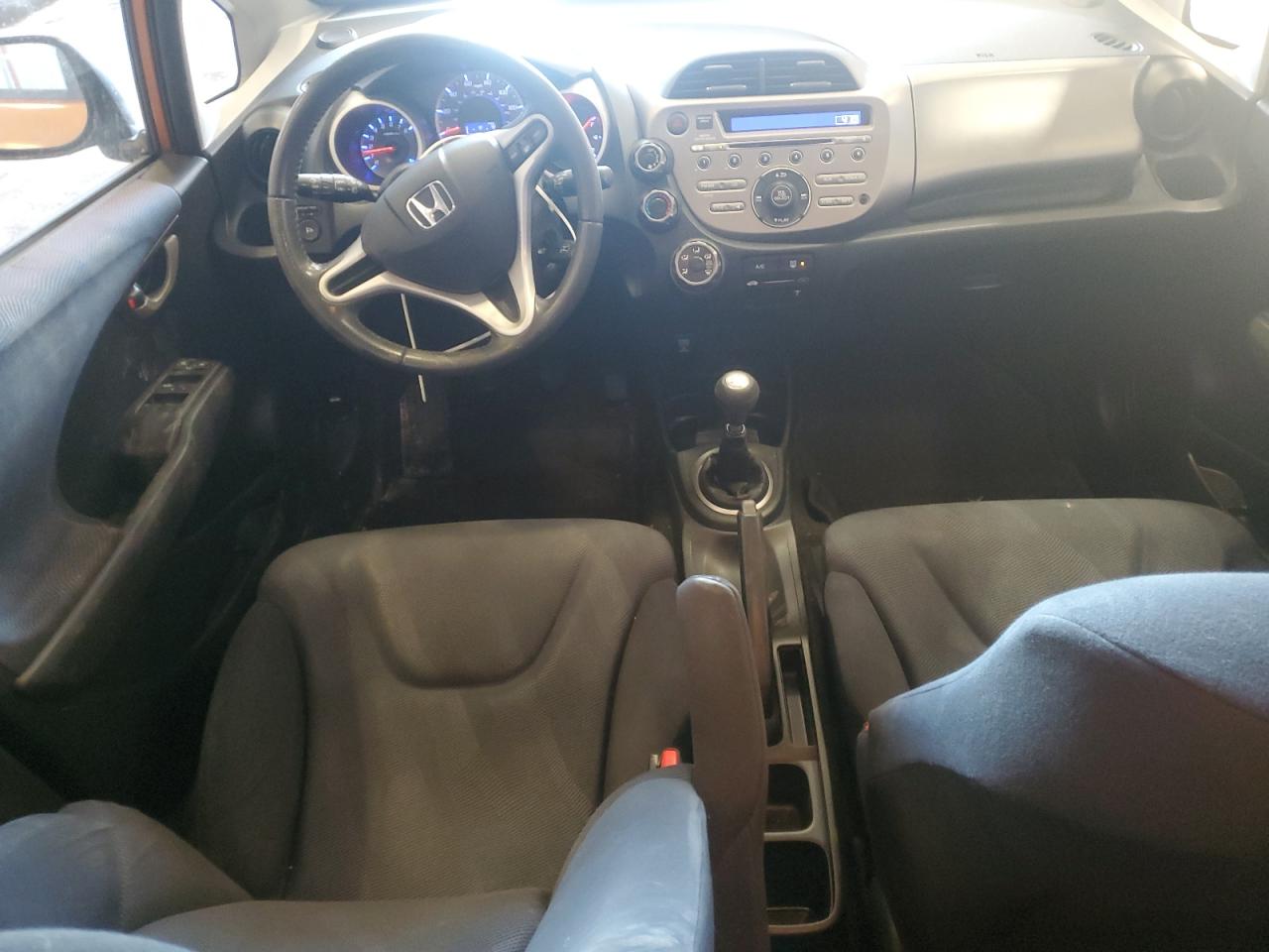 2009 Honda Fit - Image 8