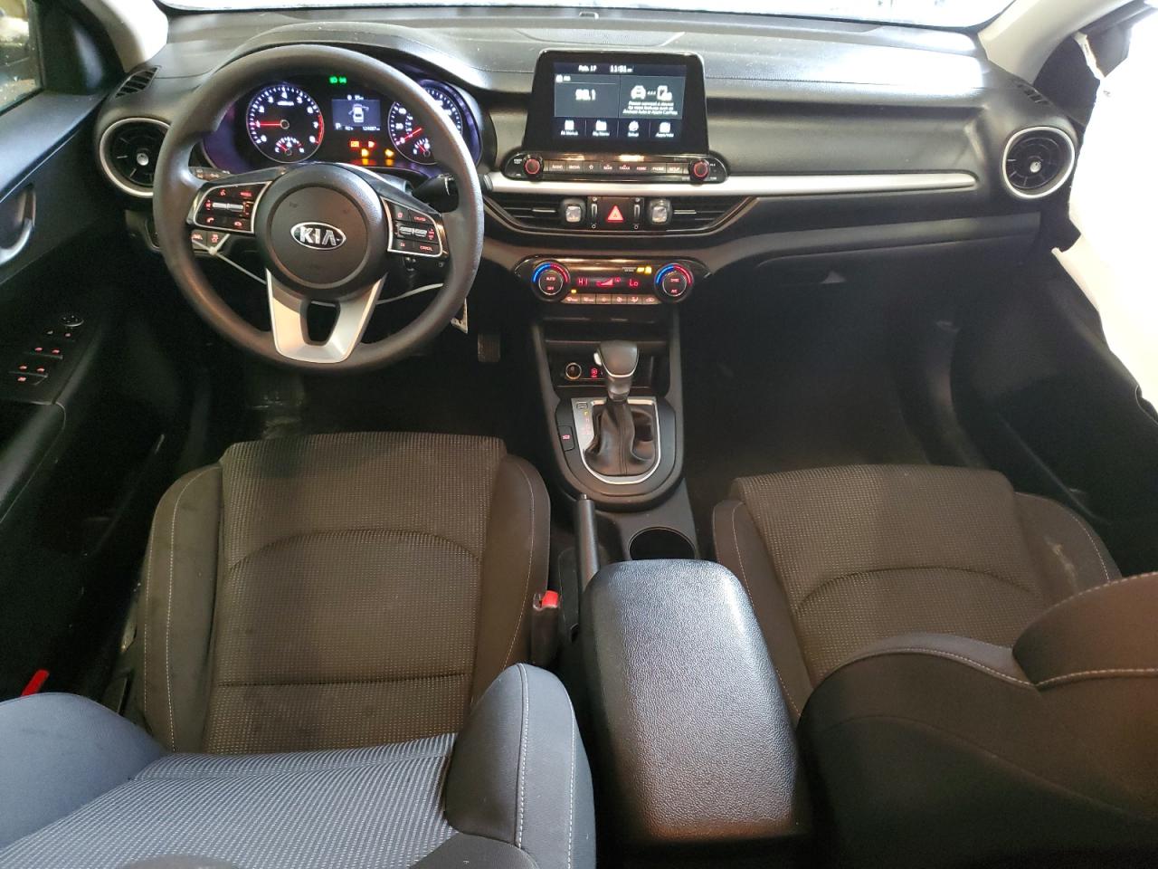2019 Kia Forte - Image 8