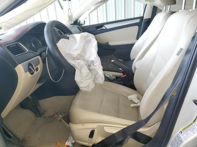  VOLKSWAGEN JETTA 2013 Biały