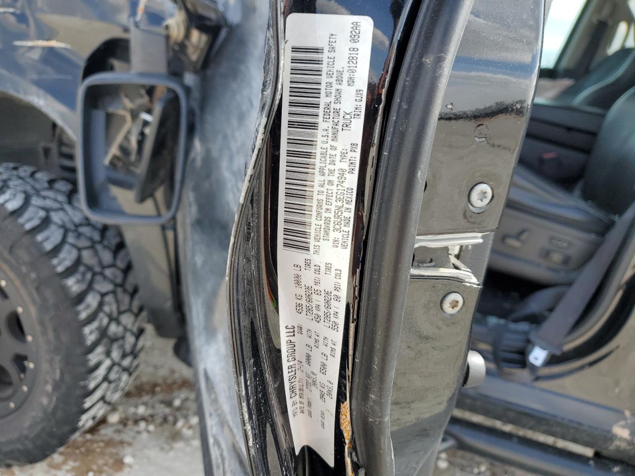 2014 RAM 2500 - Image 12