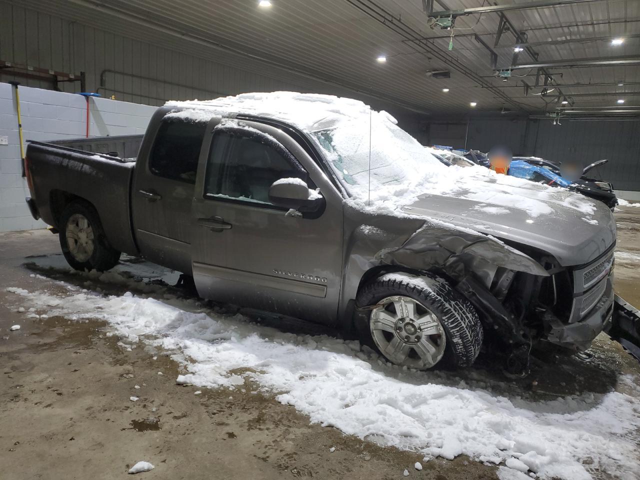 2013 Chevrolet Silverado - Image 4