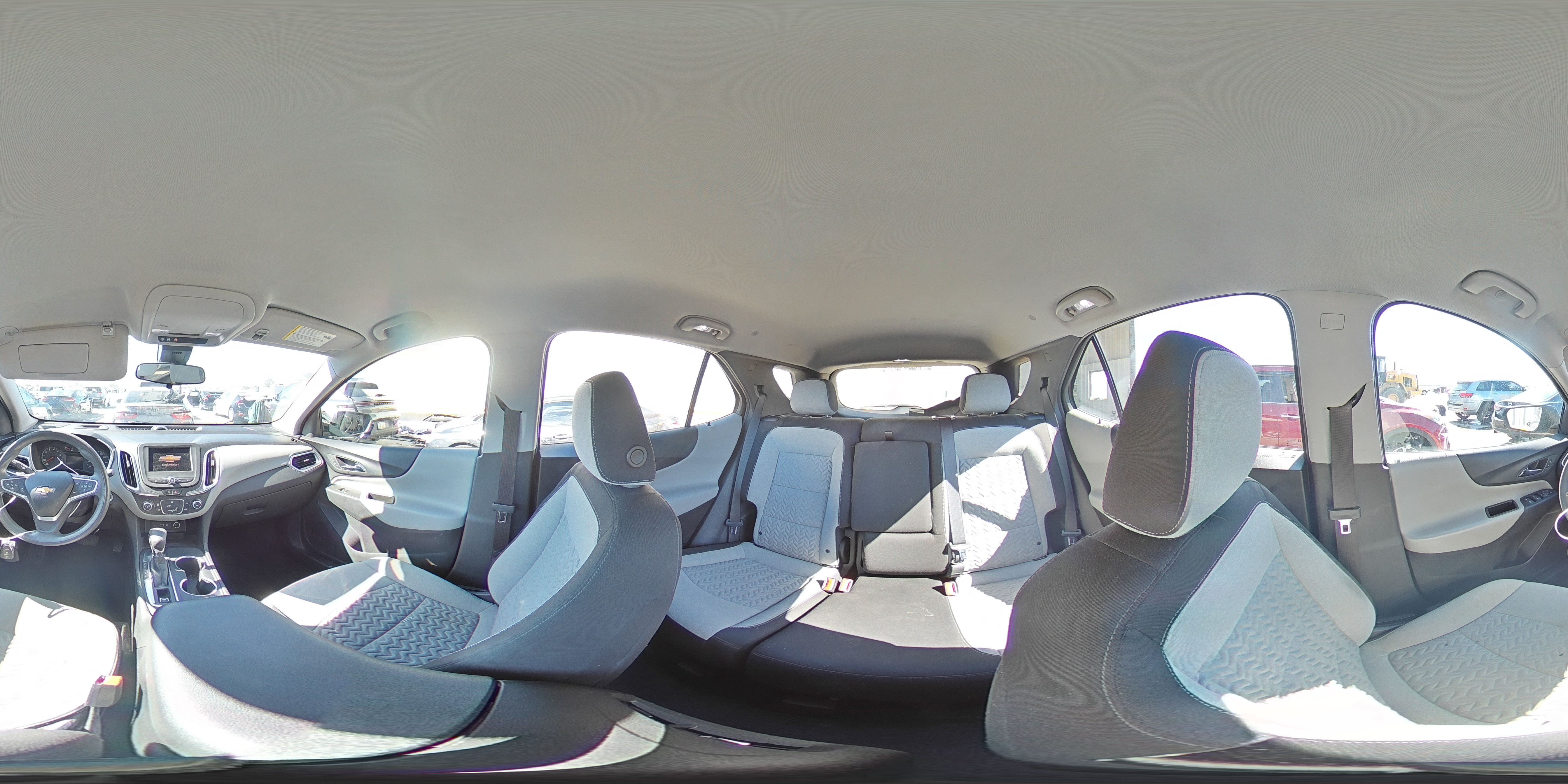 2022 Chevrolet Equinox - Image 15