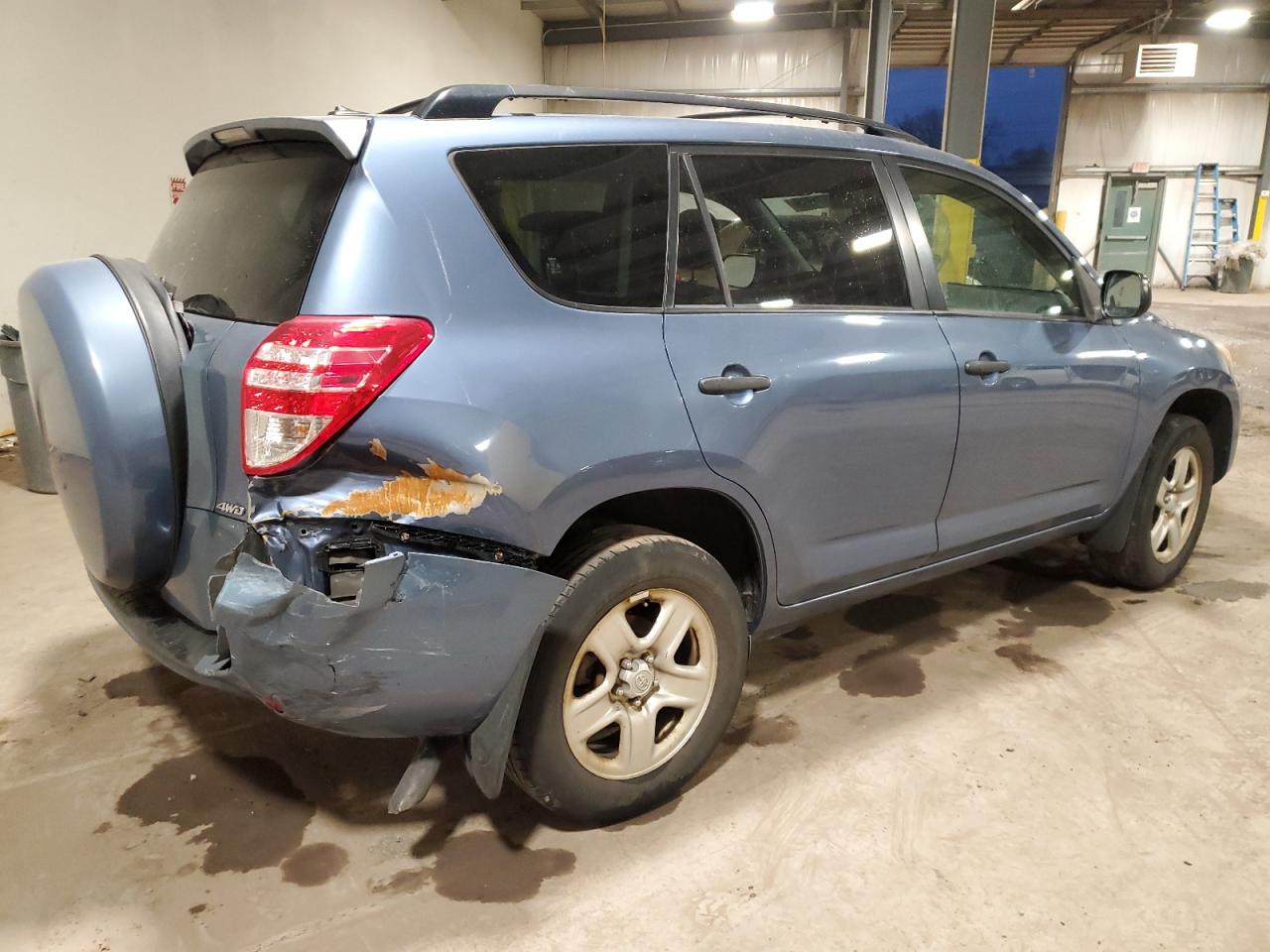 2010 Toyota RAV 4 - Image 3