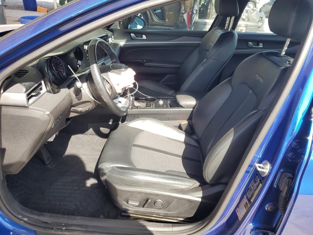 2022 Kia K5 - Image 7