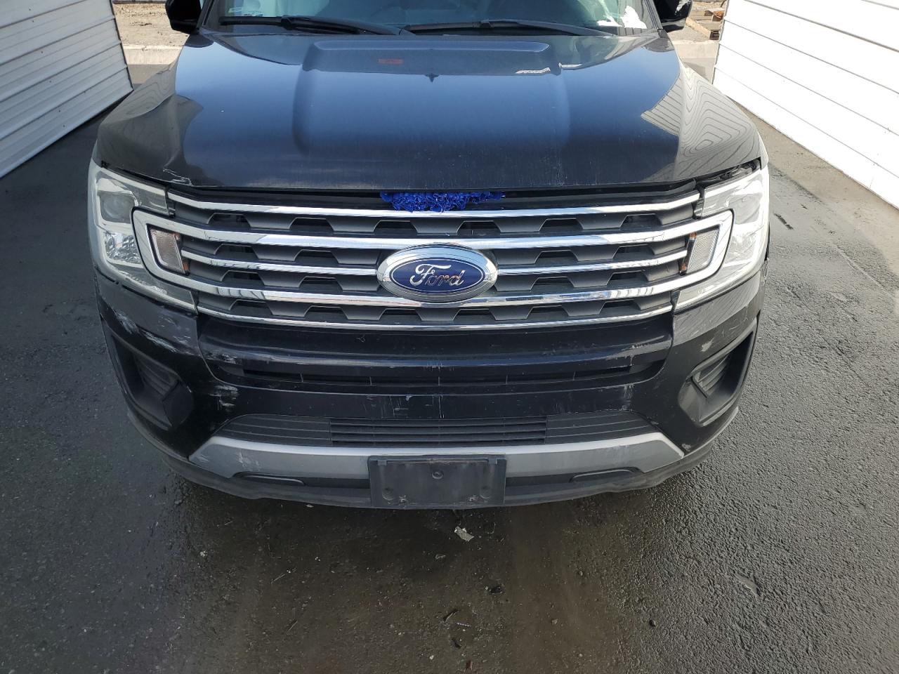 2020 Ford Expedition - Image 12