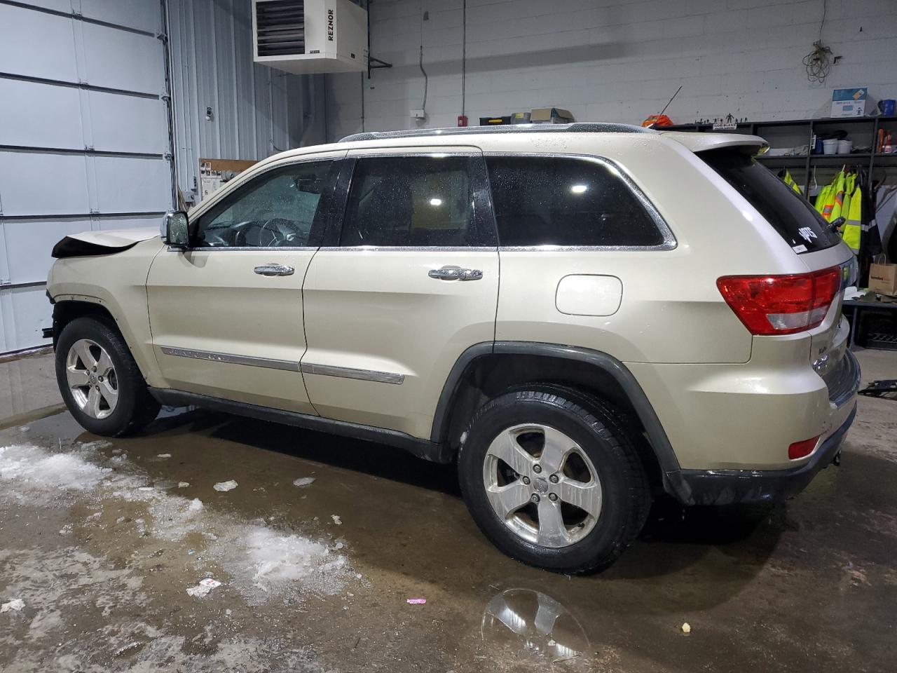 2011 Jeep Grand Cherokee - Image 2