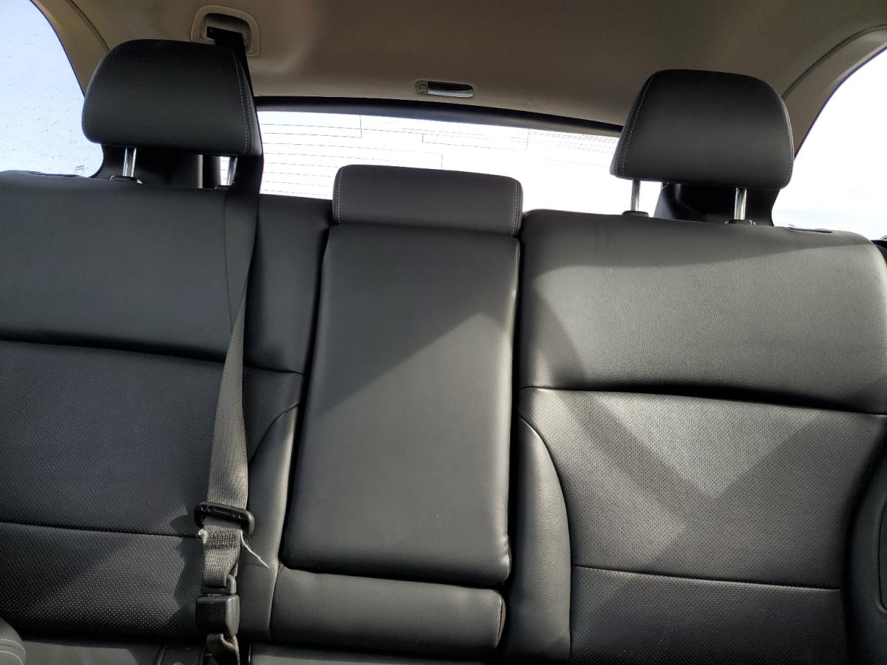 2015 Subaru Outback - Image 10