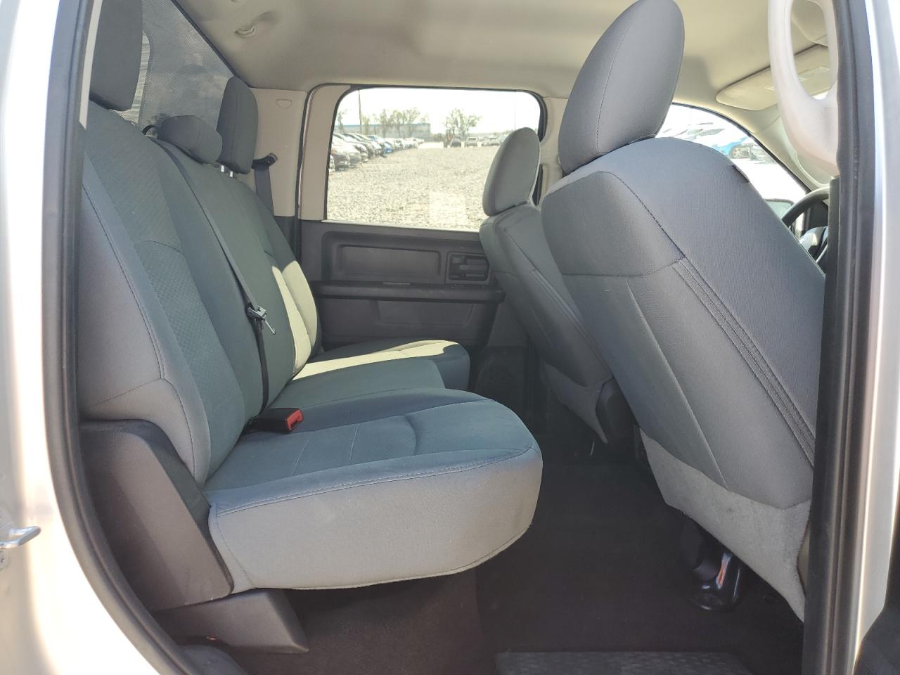 2015 RAM 1500 - Image 11