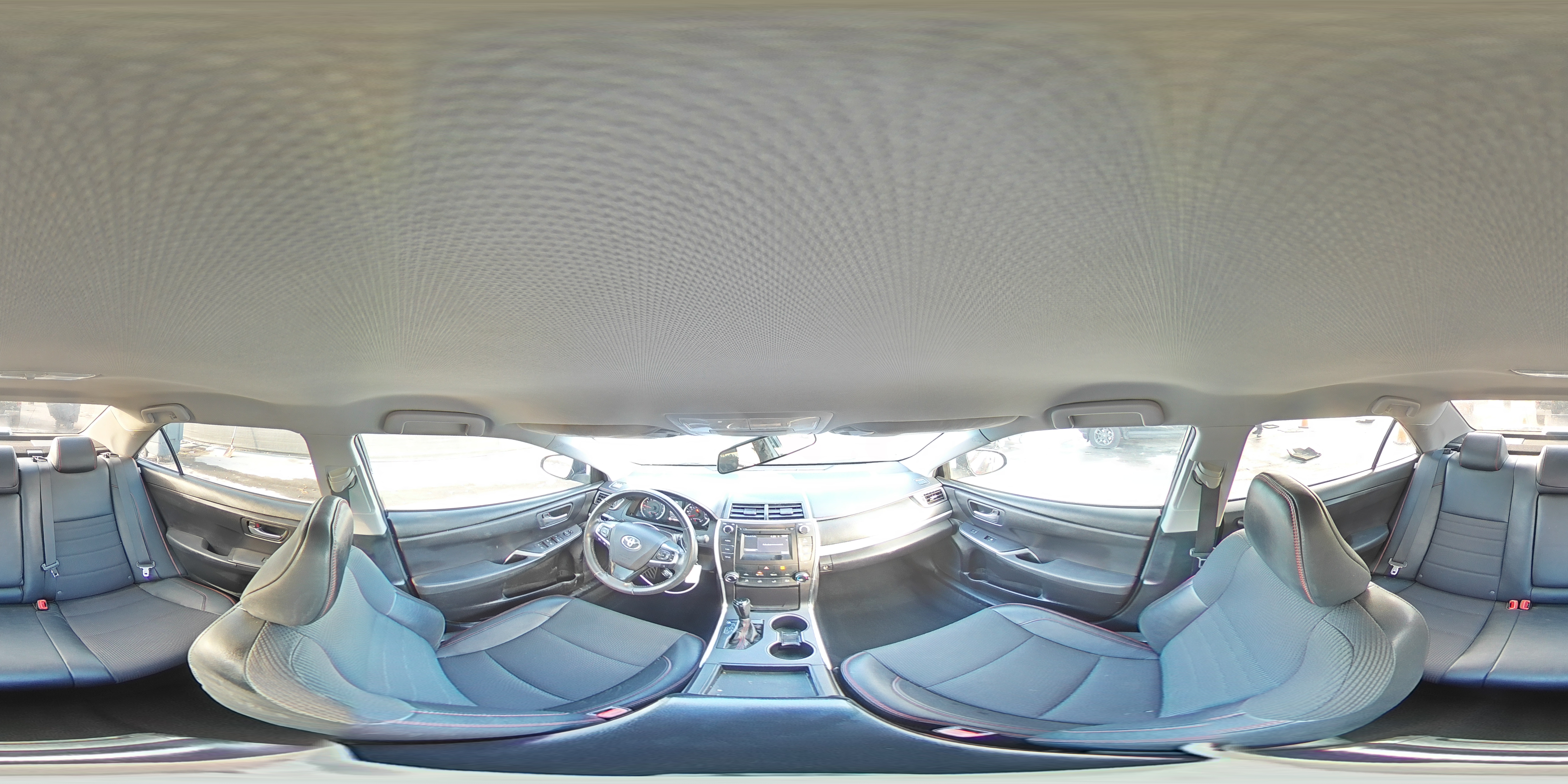 2016 Toyota Camry - Image 14