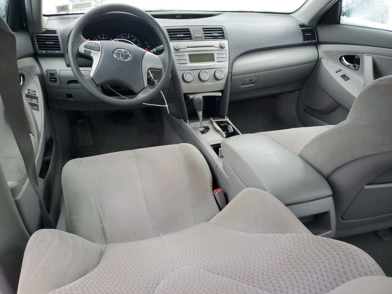 2011 Toyota Camry - Image 8