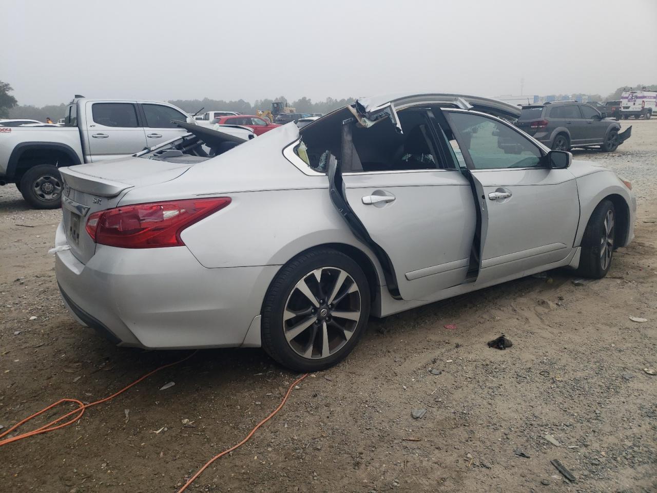 2016 Nissan Altima - Image 3