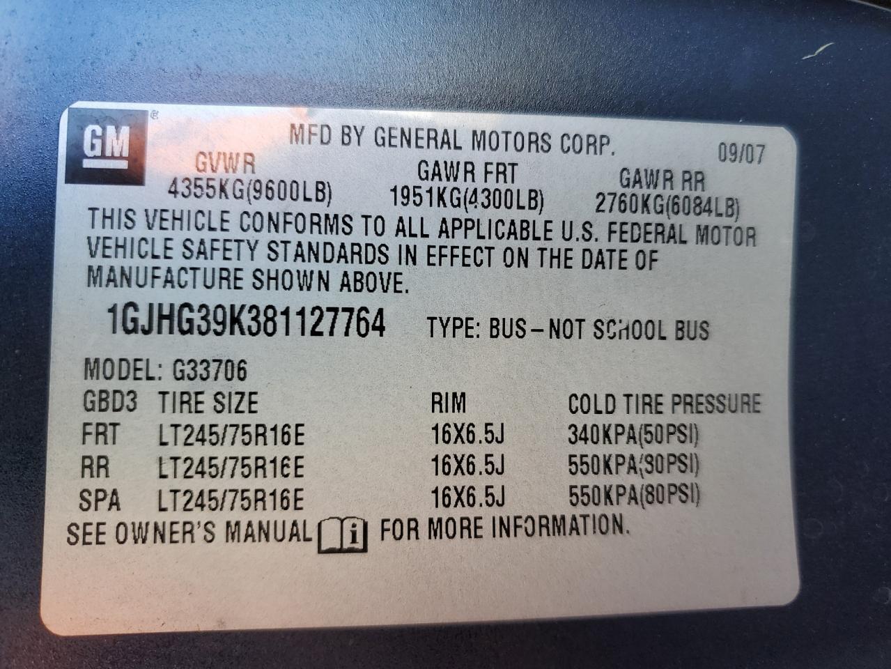 2008 GMC Savana - Image 13