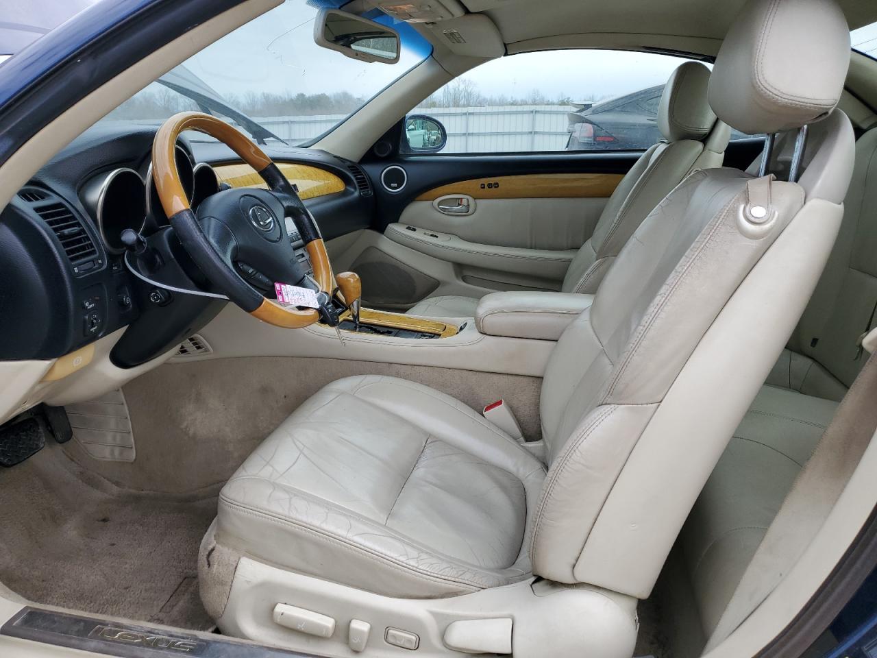 2003 Lexus SC - Image 7