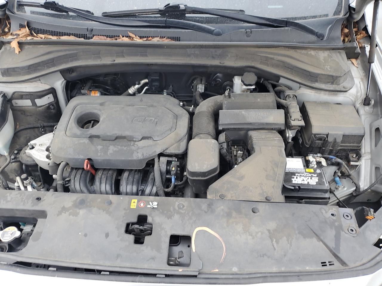 2020 Hyundai Santa Fe - Image 12