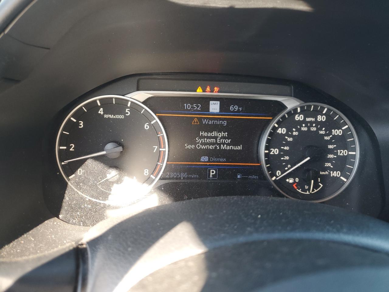 2019 Nissan Altima - Image 9