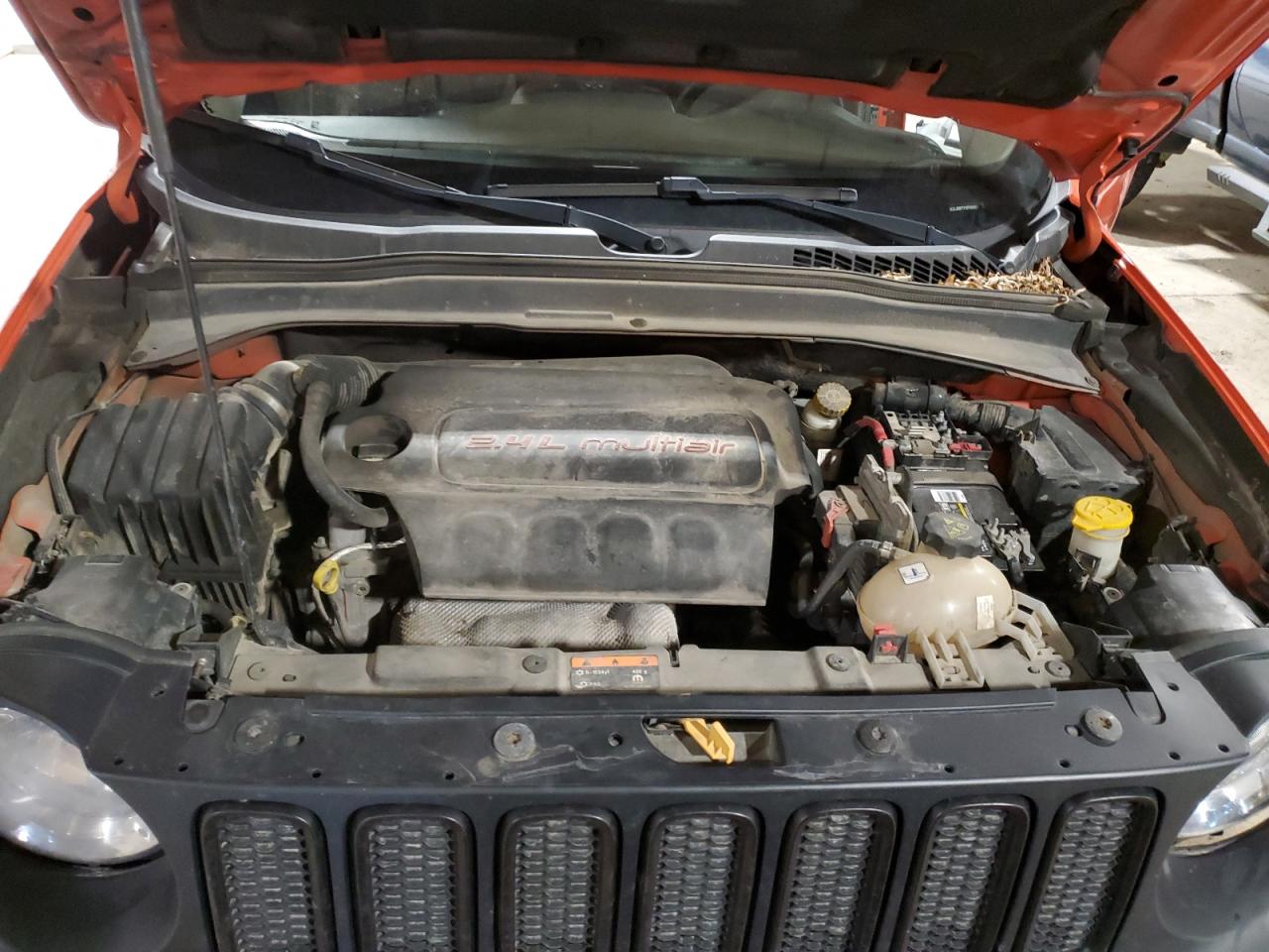 2016 Jeep Renegade - Image 12
