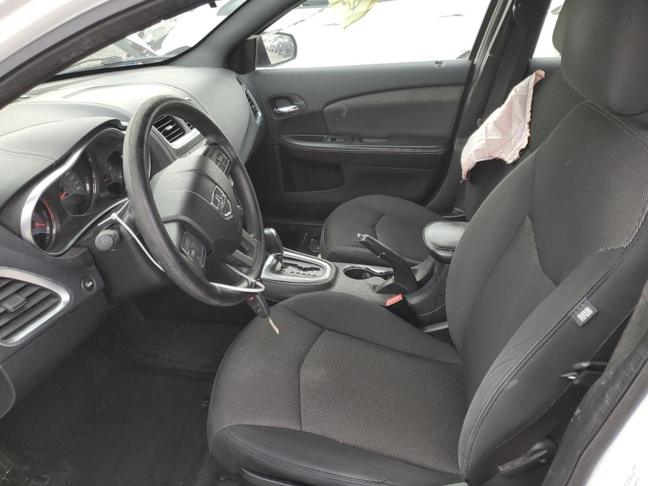 2013 Dodge Avenger - Image 7