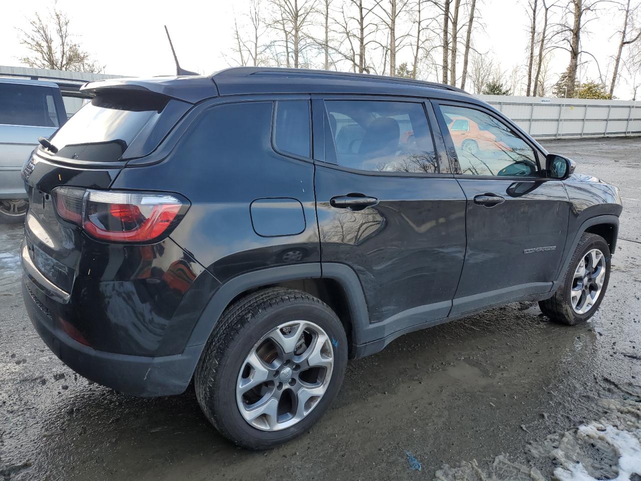 2018 Jeep Compass - Image 3