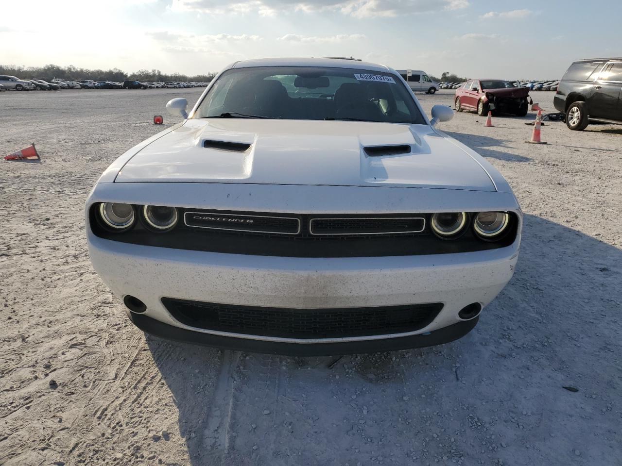 2018 Dodge Challenger - Image 5